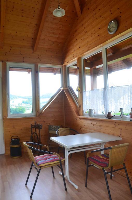 Ferienhaus Mitterbauer Oberhofen am Irrsee Стая снимка