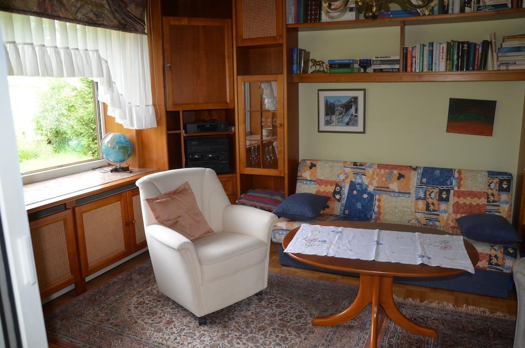 Ferienhaus Mitterbauer Oberhofen am Irrsee Стая снимка