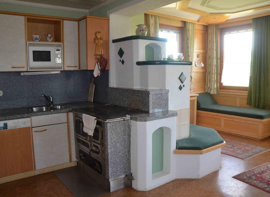 Ferienhaus Mitterbauer Oberhofen am Irrsee Стая снимка